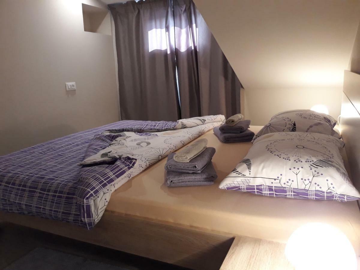 Center Apartment Dalu Pula Zewnętrze zdjęcie