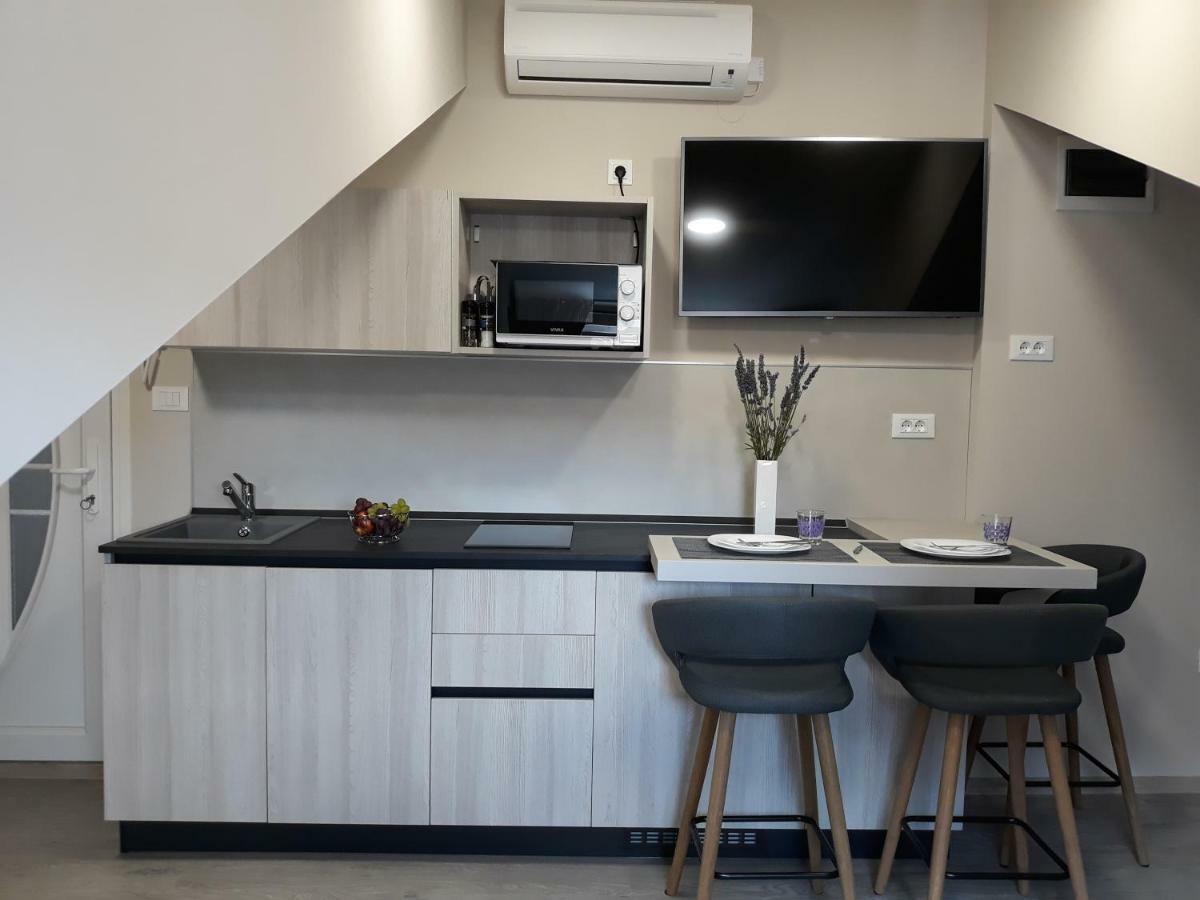 Center Apartment Dalu Pula Zewnętrze zdjęcie